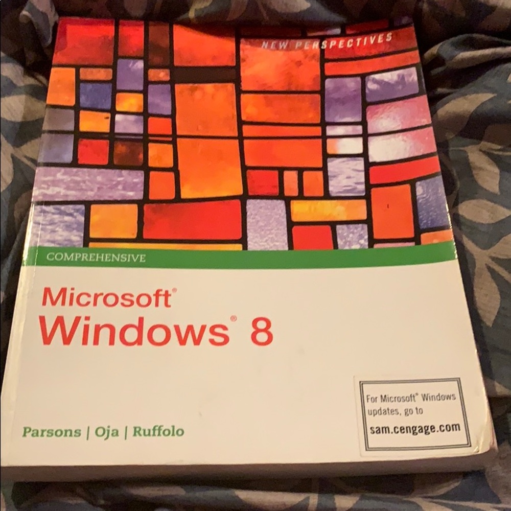 NEW MICROSOFT WINDOWS 8 book
